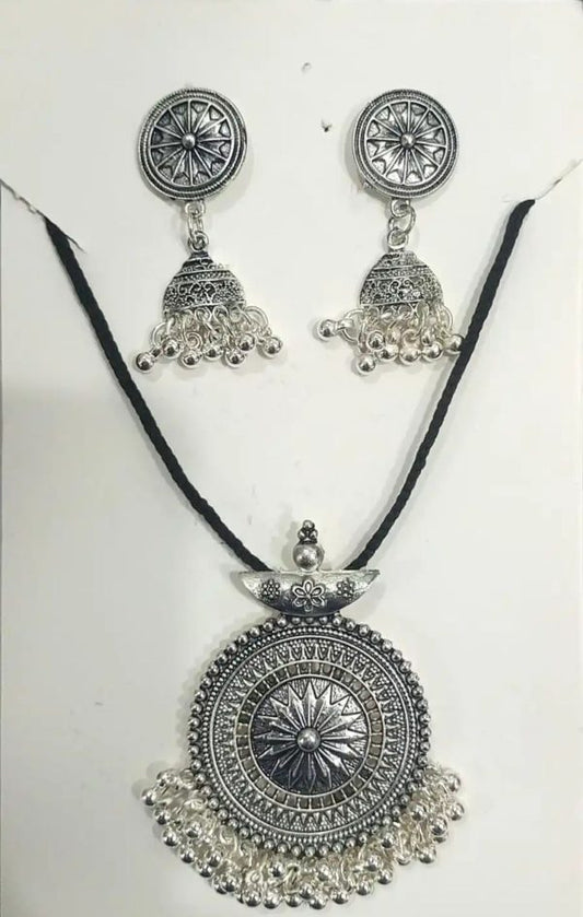 Afghani Pendants With Earrings