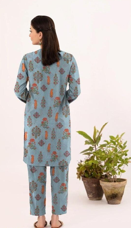 3 Pcs Women's Unstitched Lawn Printed Suit